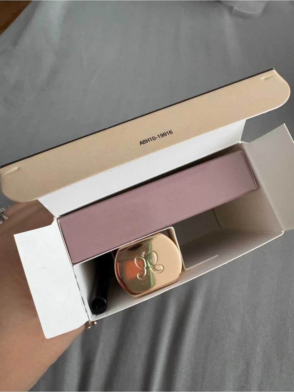 Anastasia Beverly Hills new compact
